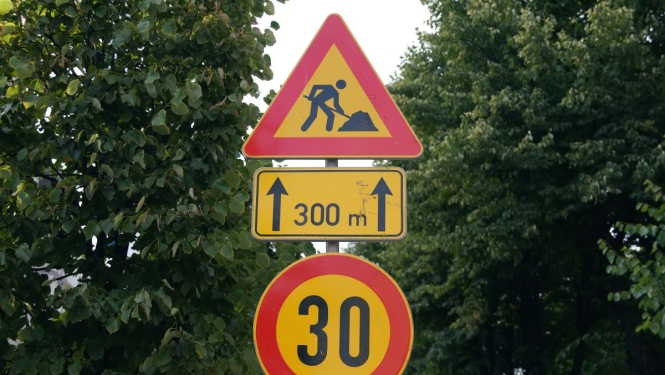 Ceļazīme ceļu remonts