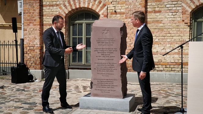 Brēmenes iedzīvotāju dāvinājumu Rīgai – piemiņas akmens