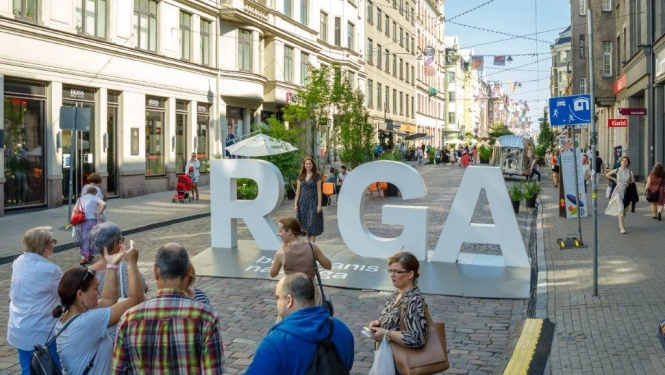 Tērbatas vasaras iela