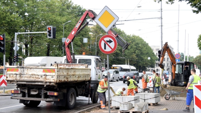 Ielas seguma remontdarbi