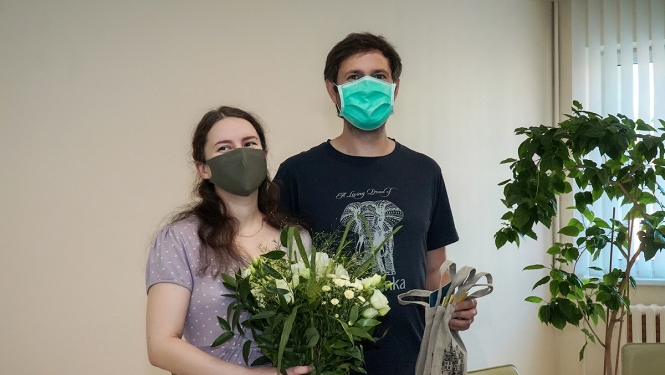 Trīnīšu vecāki  Jeļena un Viktors