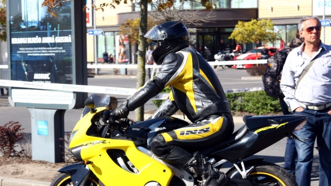 Motocikls Rīgas ielās