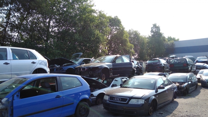 Nolietotas automašinas