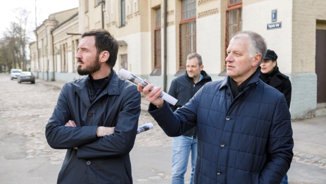 Rīgas domes Satiksmes un transporta lietu komitejas priekšsēdētājs Olafs Pulks un Satiksmes departamenta speciālisti  tiekas ar biedrību “Zasulaukam un Šampēterim”