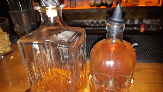 Policija aptur nelikumīga naktskluba darbību