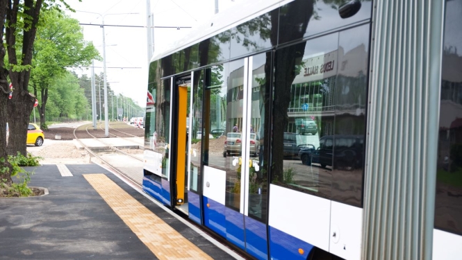 Tramvaja pieturvieta