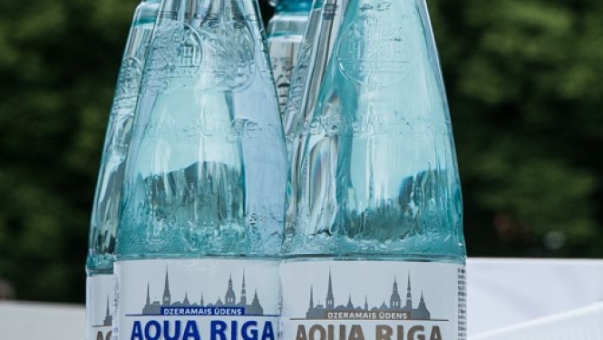 Ūdens pudeles "Aqua Rīga"
