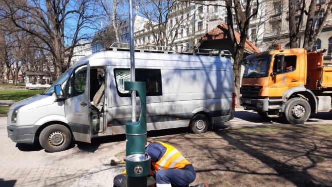 Uzstāda jaunos brīvkrānus