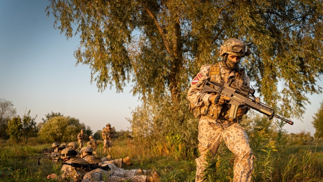 Zemessargu mācības 