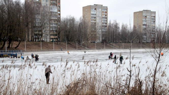 Zemledus makšķernieki