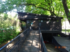 Simtgades aleja 3 / Kronvalda bulvāris 2