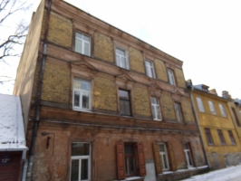 Ēka Priežu iela 12