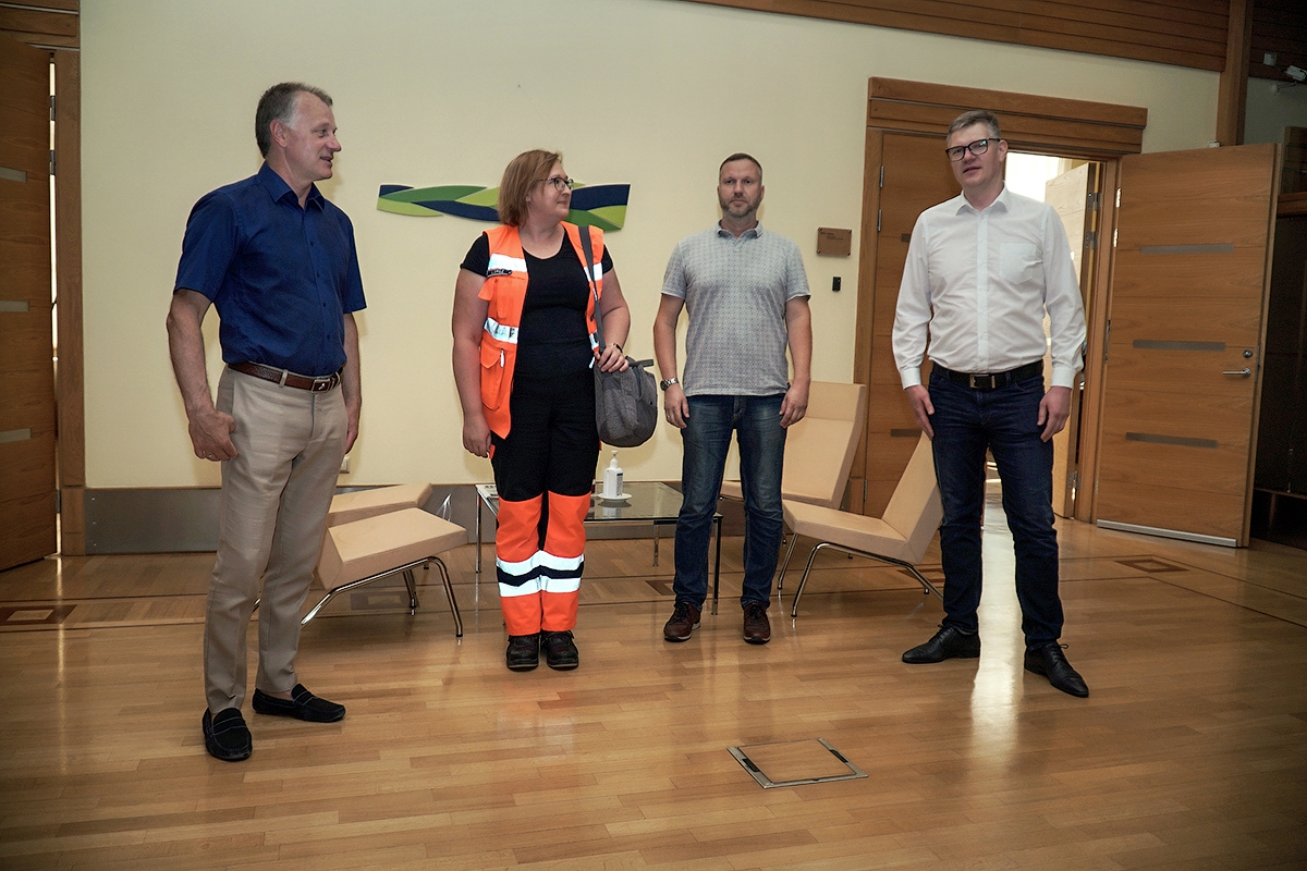 Rīgas domes vadība un un NMPD  vadītāja Liene Cipule