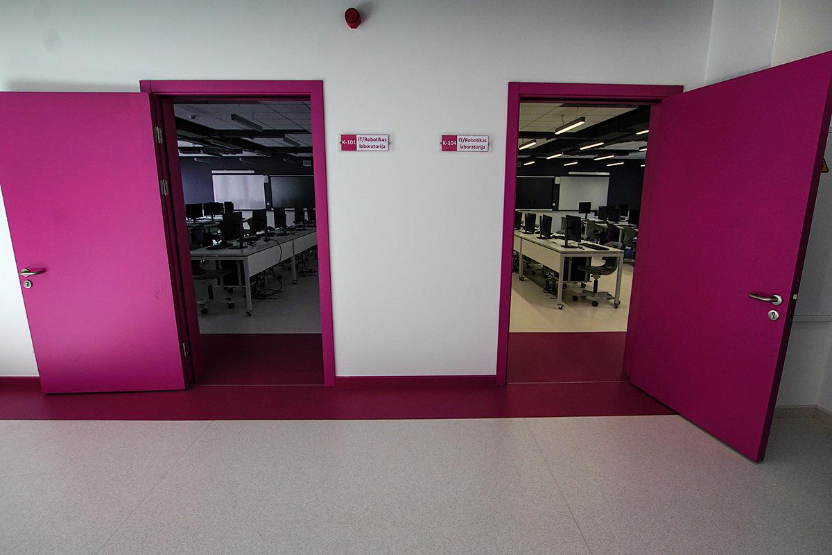 Rīgas Zolitūdes ģimnāzija (Ruses ielā 22)