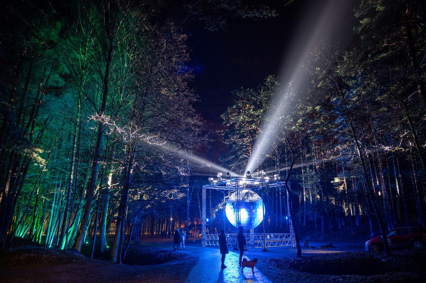 Gaismas pastaigu taka