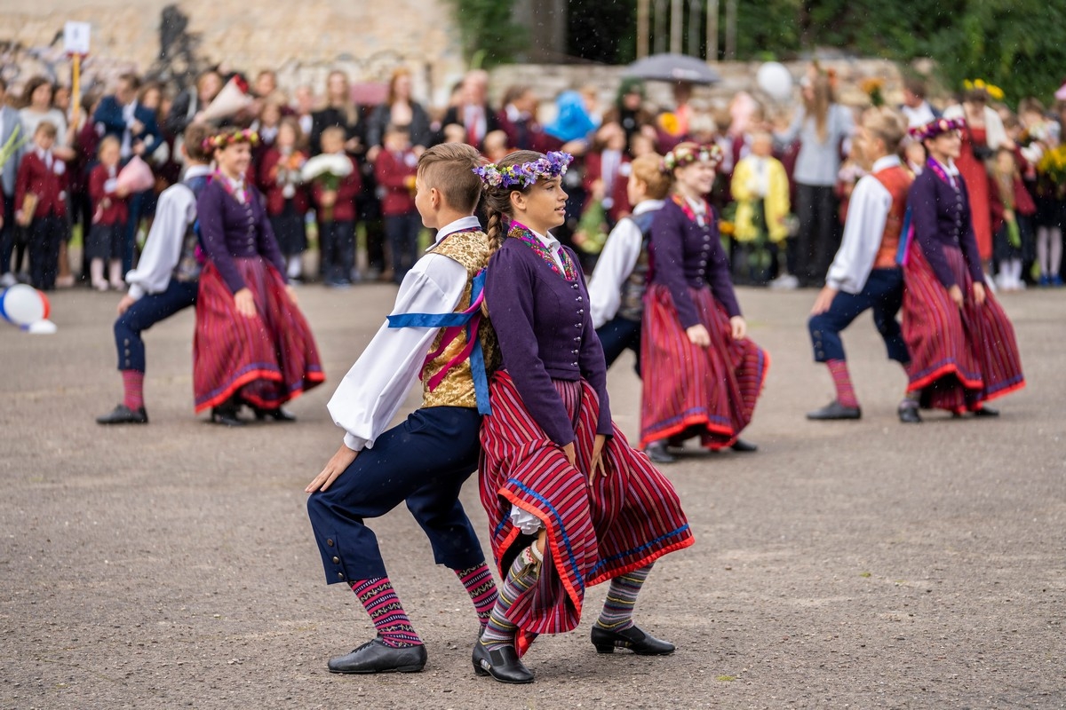 Svinīgais pasākums Rīgas Franču licejā