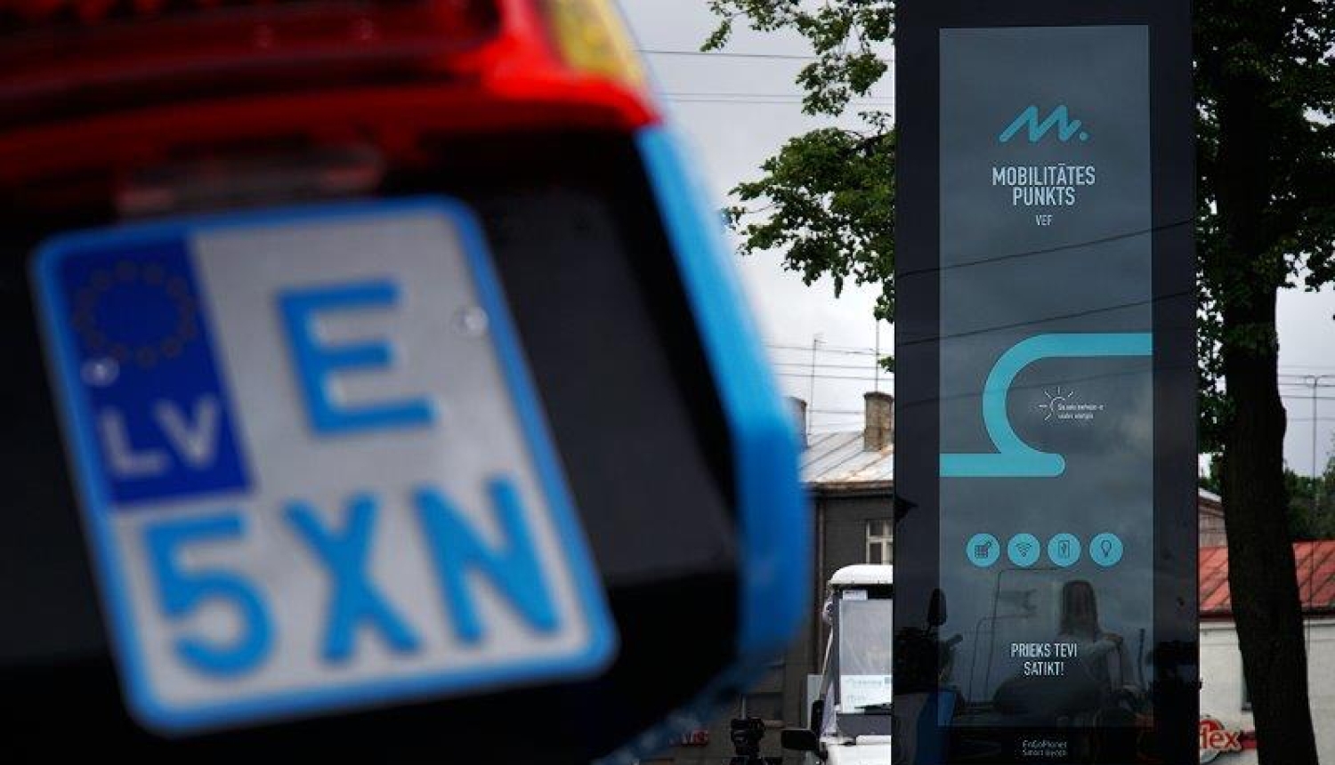 Automašīnas numura zīme