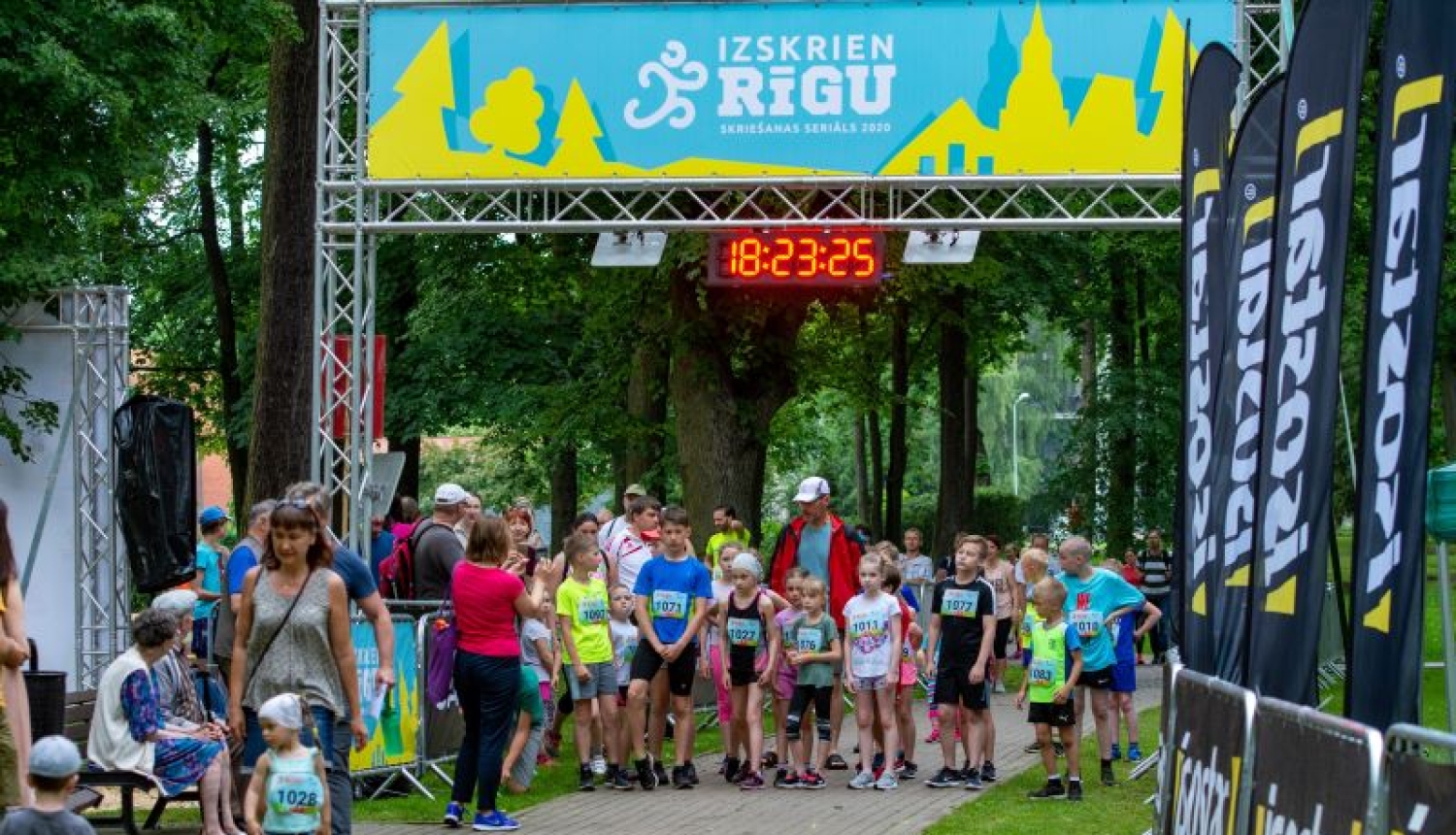 "Izskrien Rīgu" dalībnieki