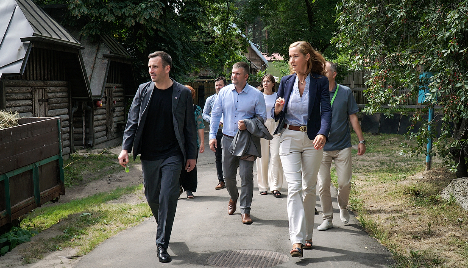 Rīgas domes vadība apmeklē zoodārzu