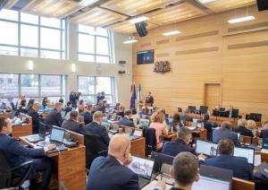 Rīgas domes deputāti sēdē