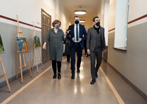 Rīgas domes vadība Ukraiņu vidusskolā