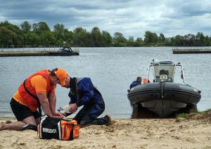 Glābēji veic paraugdemonstrējumus