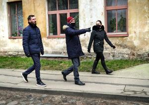 Apspriež gājēju drošības jautājumus Brasas apkaimē