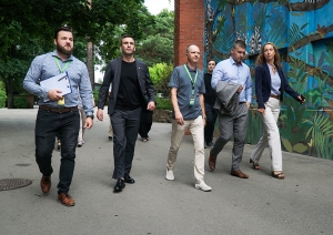 Rīgas domes vadība apmeklē Zooloģisko dārzu