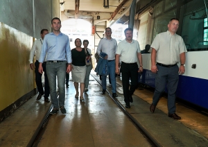 Apskata sabiedrisko transportu