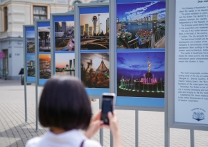 Fotoizstāde par Kazahstānas galvaspilsētu Nursultanu