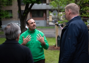 Rīgas domes priekšsēdētāja vietnieks Edvards Smiltēns, Itālijas vēstnieks Latvijā Stefano Taljāni de Markjo un itāļu uzņēmuma “Verde s.r.l” īpašnieks Alessandro Verde