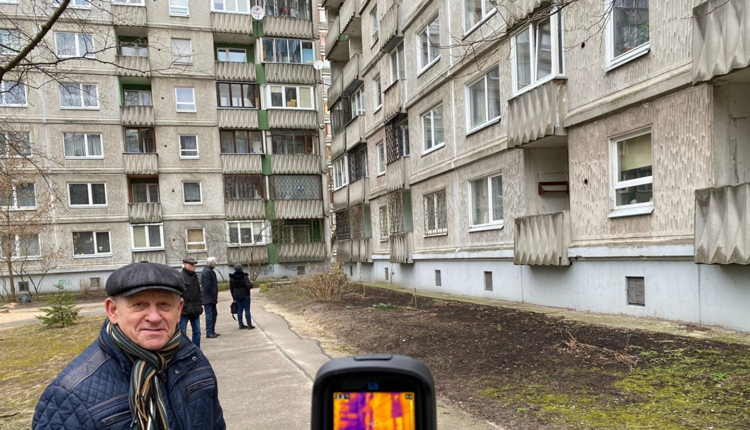 Veic termogrāfiju ēkai