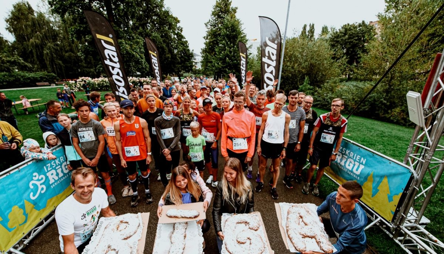 Sacensības "Izskrien Rīgu"