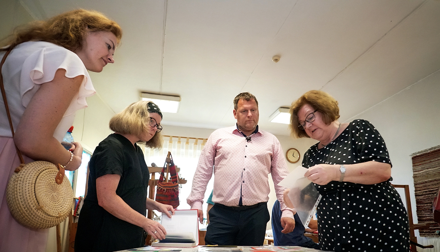 Rīgas domes Sociālo jautājumu komitejas deputāti apmeklē Biedrību "Saule"